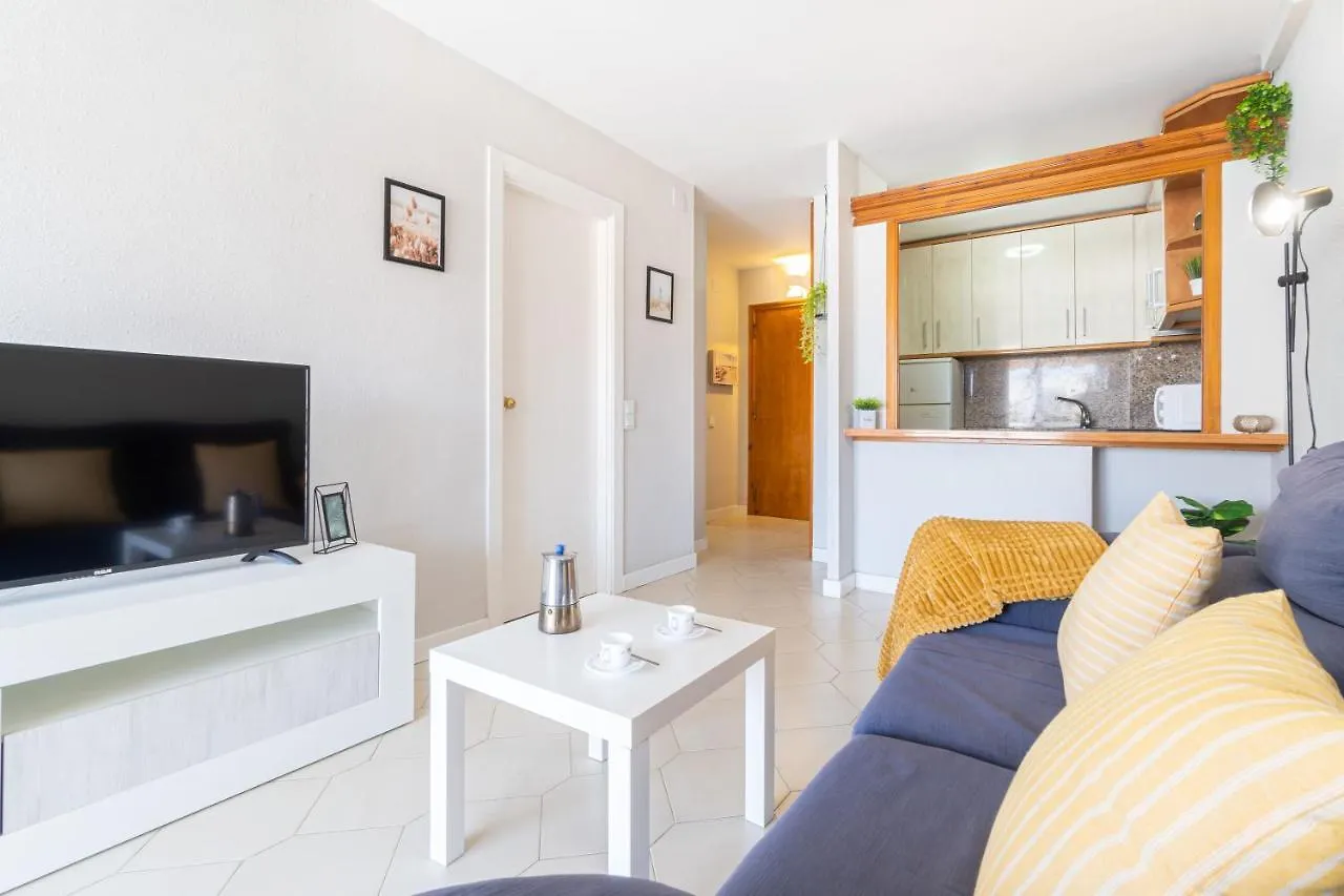 1ºlineamar-2Room-Novelty-Piscina-Wifi-Portaventura7 Салоу Испания